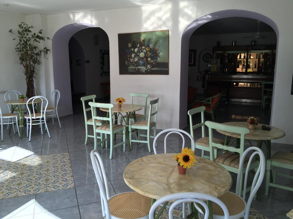Hotel Villa Al Parco Forio di Ischia Екстериор снимка