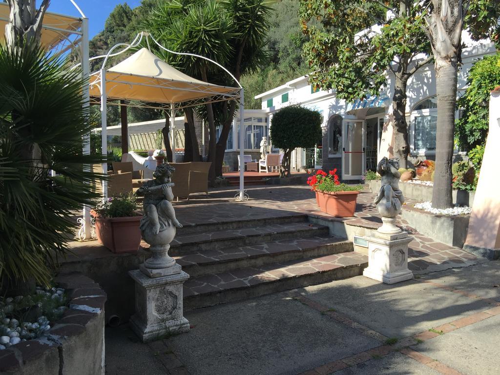 Hotel Villa Al Parco Forio di Ischia Екстериор снимка