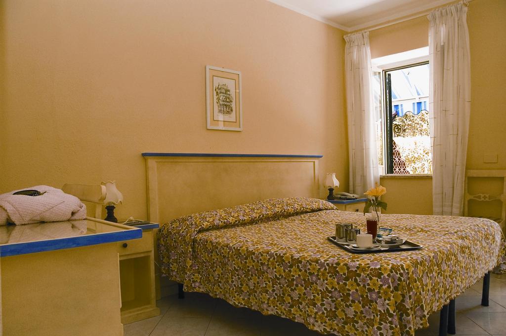 Hotel Villa Al Parco Forio di Ischia Екстериор снимка